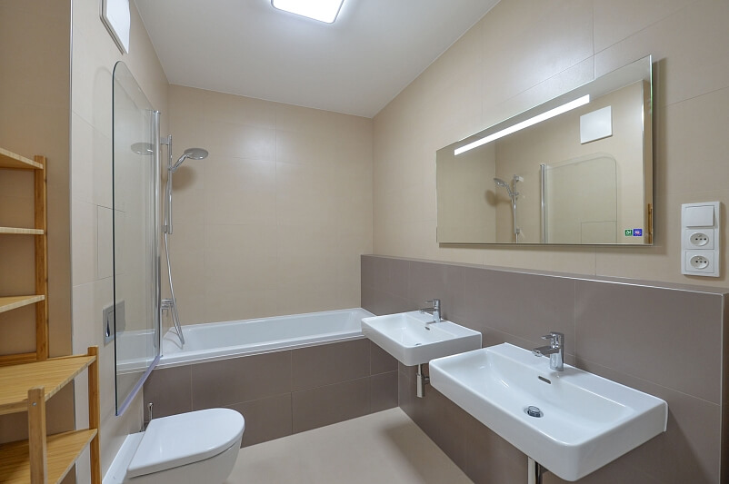 Čumpelíkova, Kobylisy - Prague 8 | Rent, Apartment One-bedroom (2+kk), 61 m²