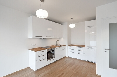 Čumpelíkova, Kobylisy - Prague 8 | Rent, Apartment Two-bedroom (3+kk), 85 m²