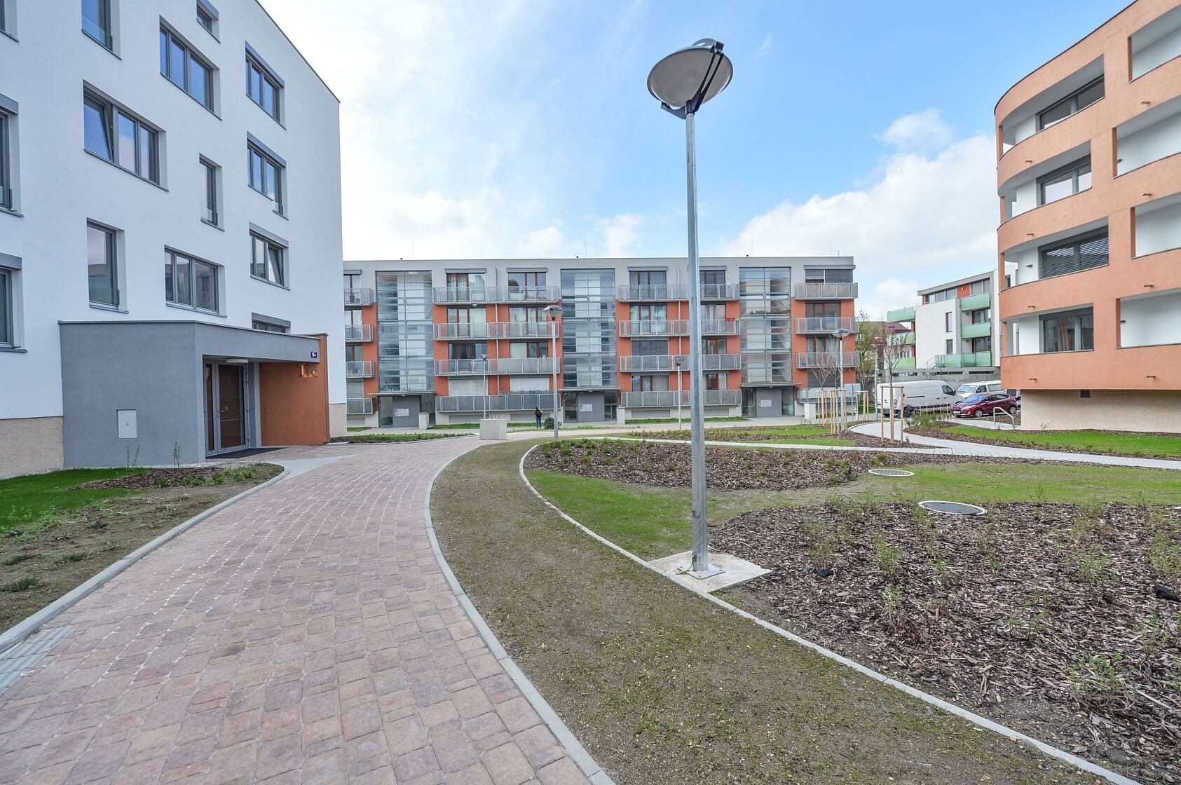 Čumpelíkova, Kobylisy - Praha 8 | Pronájem, Byt 3+kk, 85 m²