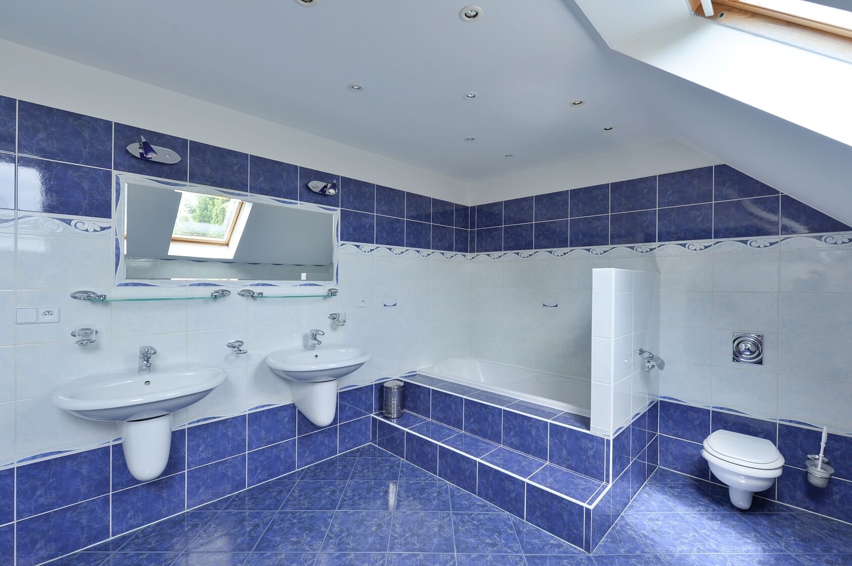 Ve Vilkách, Světice - Praha-východ | Sale, House Three-bedroom (4+1), 390 m²