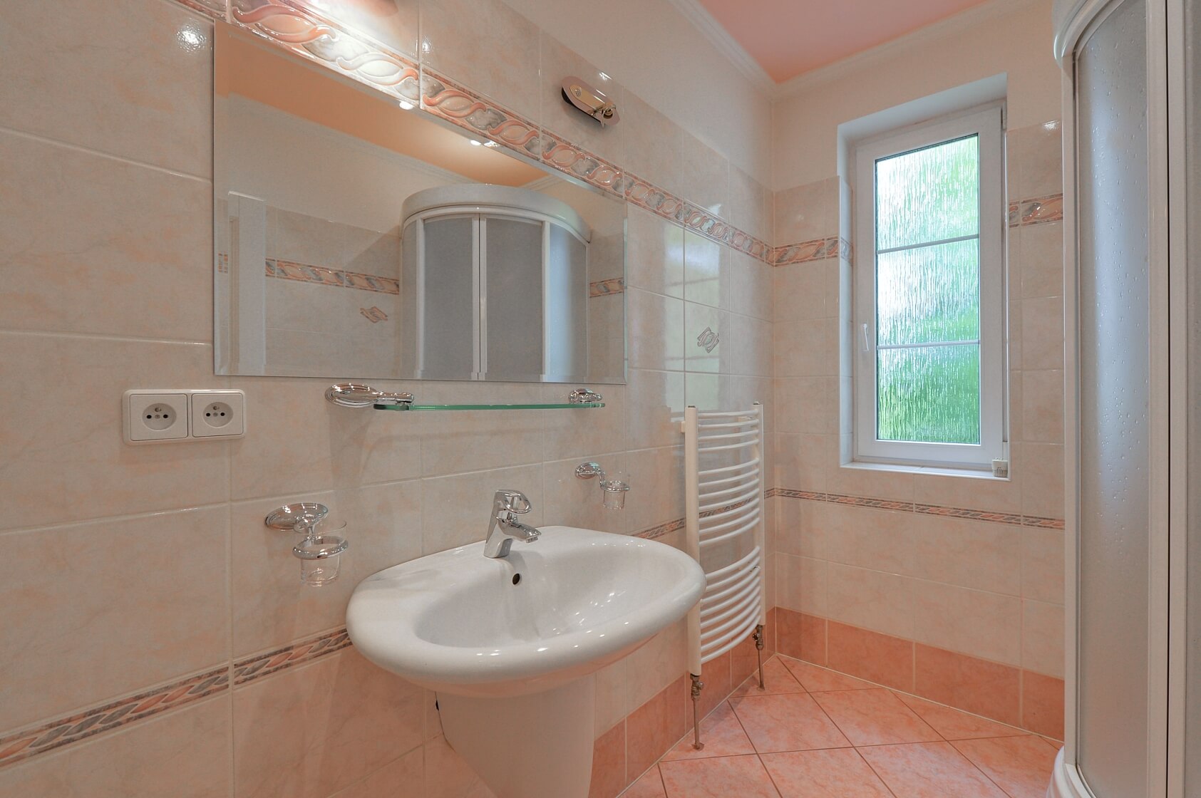 Ve Vilkách, Světice - Praha-východ | Prodej, Rodinný dům 4+1, 390 m²