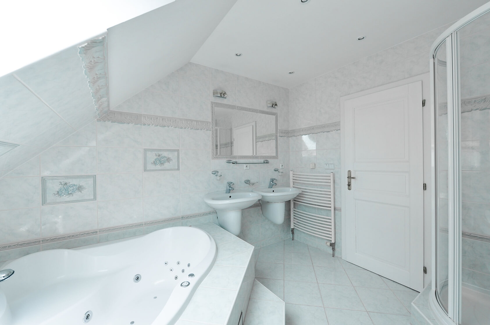 Ve Vilkách, Světice - Praha-východ | Sale, House Three-bedroom (4+1), 390 m²