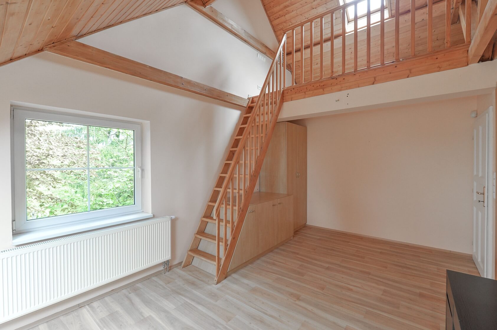 Ve Vilkách, Světice - Praha-východ | Sale, House Three-bedroom (4+1), 390 m²