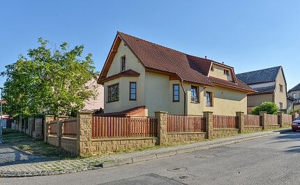 Roztoky - Praha-západ | Prodej, Rodinný dům, 392 m²