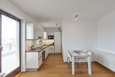 K Beranovu, Dolní Chabry - Prague 8 | Rent, Apartment Three-bedroom (4+kk), 160 m²