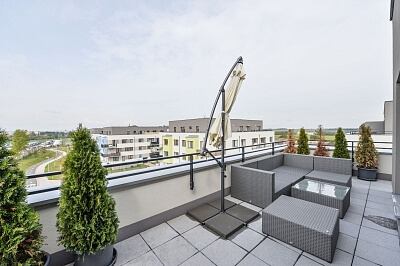 K Beranovu, Dolní Chabry - Prague 8 | Rent, Apartment Three-bedroom (4+kk), 160 m²