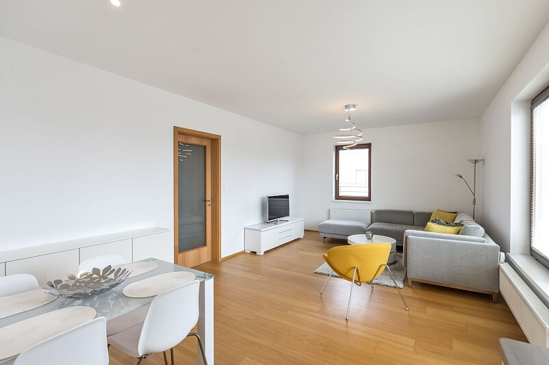 K Beranovu, Dolní Chabry - Praha 8 | Pronájem, Byt 4+kk, 160 m²