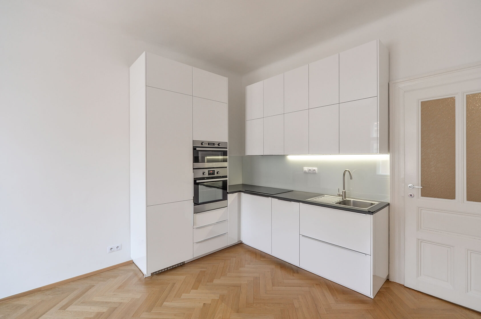 Slavíkova, Vinohrady - Praha 2 | Pronájem, Byt 2+kk, 50 m²