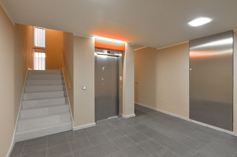 Rohanské nábřeží, Karlín - Prague 8 | Rent, Apartment One-bedroom (2+kk), 65 m²