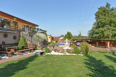 Senohraby - Praha-východ | Sale, House, 400 m²