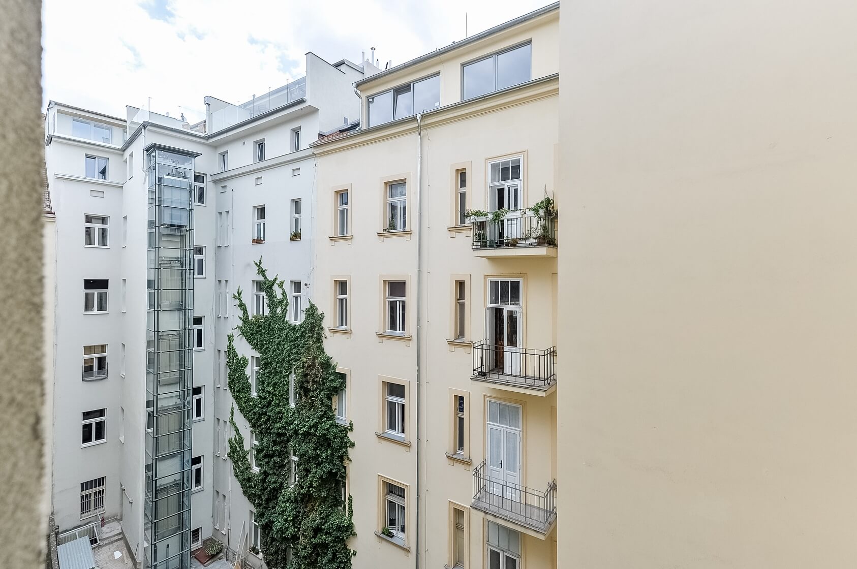 Lublaňská, Vinohrady - Prague 2 | Rent, Apartment Studio (1+kk), 32 m²