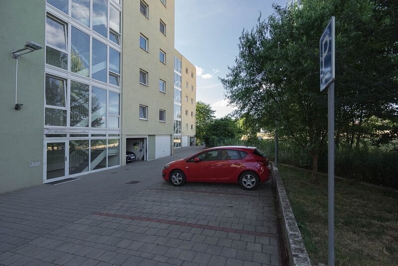 Bratří Žurků, Brno - jih - Brno-město | Sale, Apartment Studio (1+kk), 28 m²