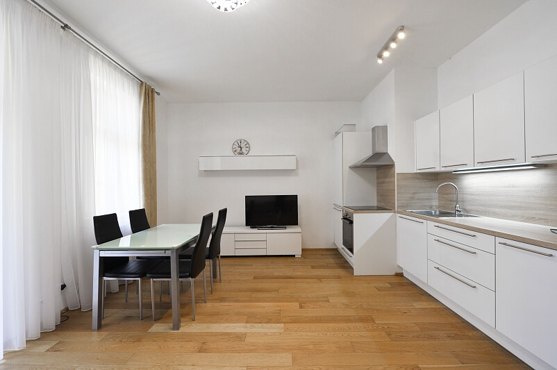 Trojická, Nové Město - Prague 2 | Rent, Apartment Two-bedroom (3+kk), 85 m²