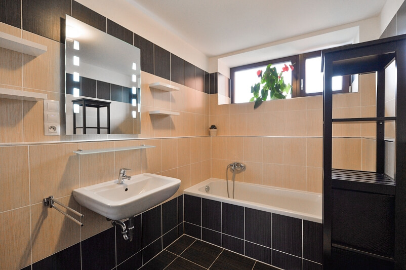 Nademlejnská, Hloubětín - Prague 9 | Rent, Apartment Two-bedroom (3+kk), 100 m²