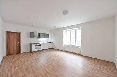 Jeseniova, Žižkov - Praha 3 | Pronájem, Byt 2+kk, 60 m²