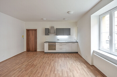 Jeseniova, Žižkov - Praha 3 | Pronájem, Byt 2+kk, 60 m²