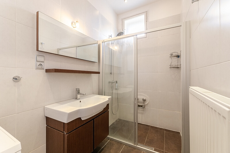 Varšavská, Vinohrady - Prague 2 | Rent, Apartment One-bedroom (2+kk), 72 m²