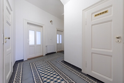 Ondříčkova, Žižkov - Prague 3 | Rent, Apartment Two-bedroom (3+1), 100 m²