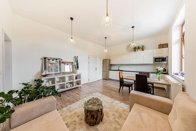 Roztocká, Suchdol - Praha 6 | Pronájem, Byt 2+kk, 55 m²