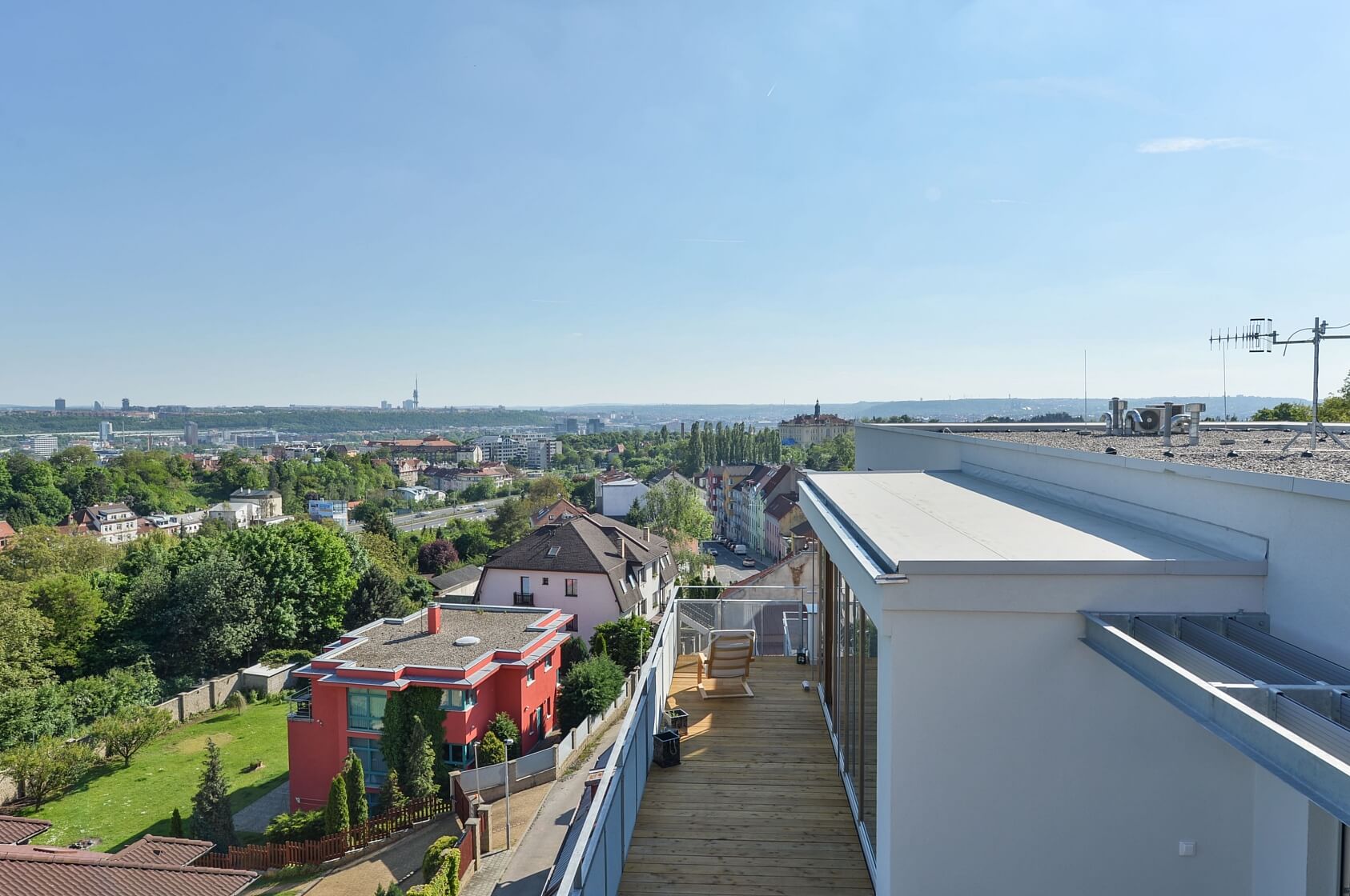 Libeň - Prague 8 | Sale, Apartment One-bedroom (2+kk), 76 m²