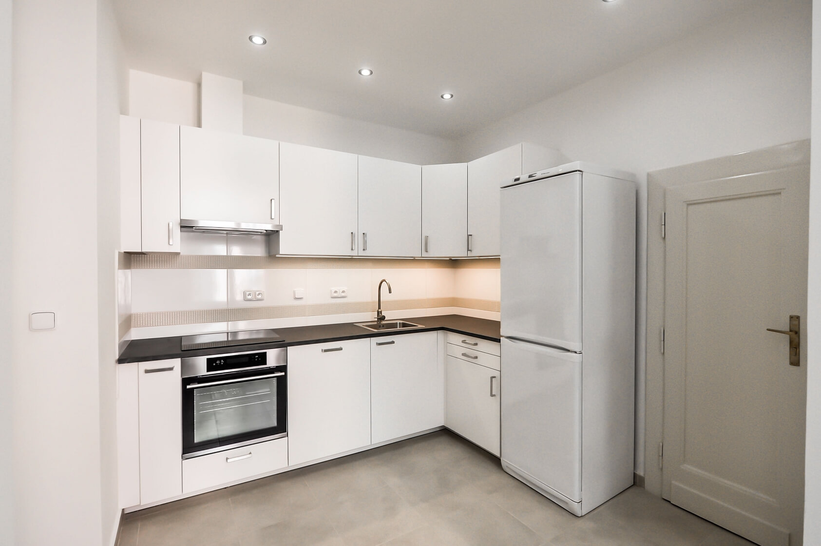 Ruská, Vršovice - Prague 10 | Rent, Apartment Two-bedroom (3+1), 100 m²