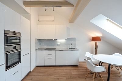 Březinova, Karlín - Praha 8 | Pronájem, Byt 3+kk, 99 m²