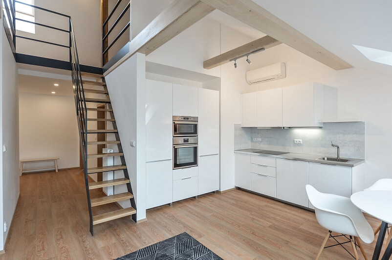 Březinova, Karlín - Praha 8 | Pronájem, Byt 3+kk, 99 m²