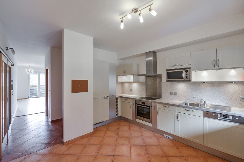 Na Fialce II, Řepy - Prague 6 | Rent, House Five-bedroom (6+1), 250 m²