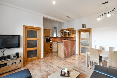 Františka Křížka, Holešovice - Praha 7 | Pronájem, Byt 2+kk, 65 m²