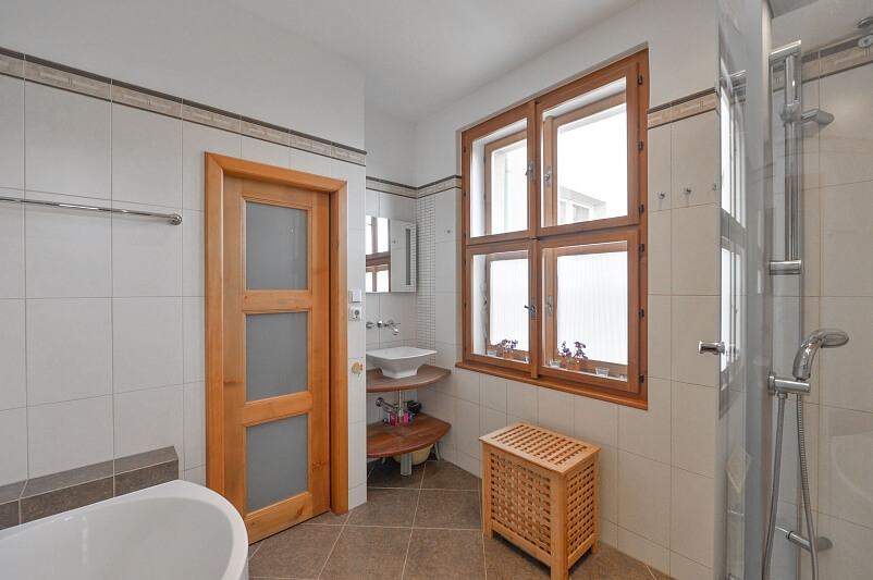 Františka Křížka, Holešovice - Prague 7 | Rent, Apartment One-bedroom (2+kk), 65 m²