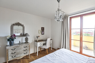 Tomáškova, Smíchov - Prague 5 | Rent, Apartment Two-bedroom (3+kk), 70 m²