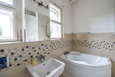 Uzavřená, Kobylisy - Prague 8 | Rent, Apartment One-bedroom (2+kk), 56 m²