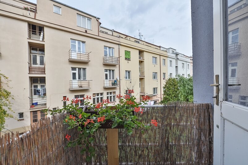 Uzavřená, Kobylisy - Prague 8 | Rent, Apartment One-bedroom (2+kk), 56 m²