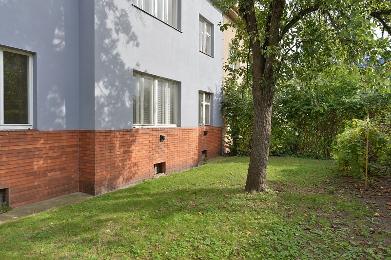 Uzavřená, Kobylisy - Prague 8 | Rent, Apartment One-bedroom (2+kk), 56 m²