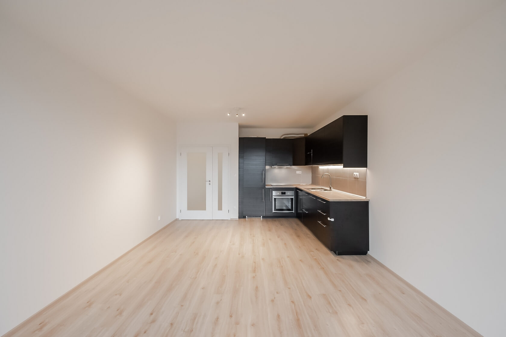 Rorýsova, Modřany - Prague 4 | Rent, Apartment One-bedroom (2+kk), 67 m²
