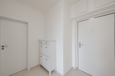 Rorýsova, Modřany - Prague 4 | Rent, Apartment One-bedroom (2+kk), 67 m²