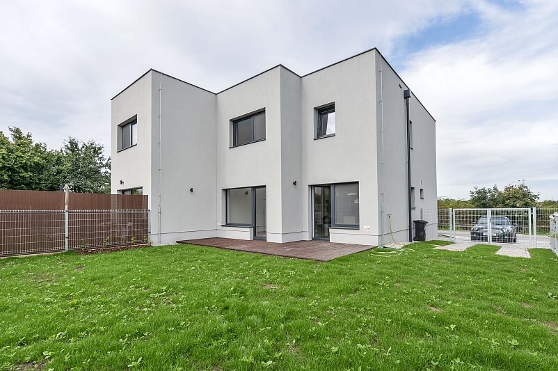 Otěšínská, Radotín - Praha 5 | Pronájem, Rodinný dům 5+kk, 113 m²