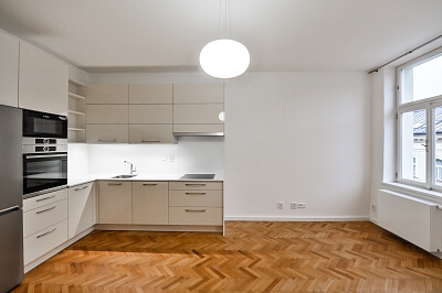 Kamenická, Holešovice - Prague 7 | Rent, Apartment Two-bedroom (3+kk), 76 m²