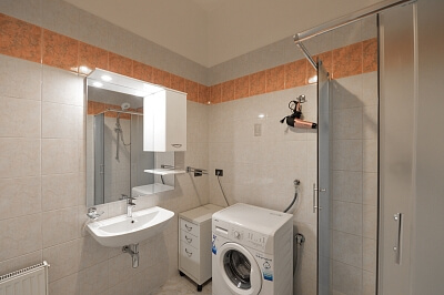 Olivova, Nové Město - Prague 1 | Rent, Apartment One-bedroom (2+kk), 38 m²