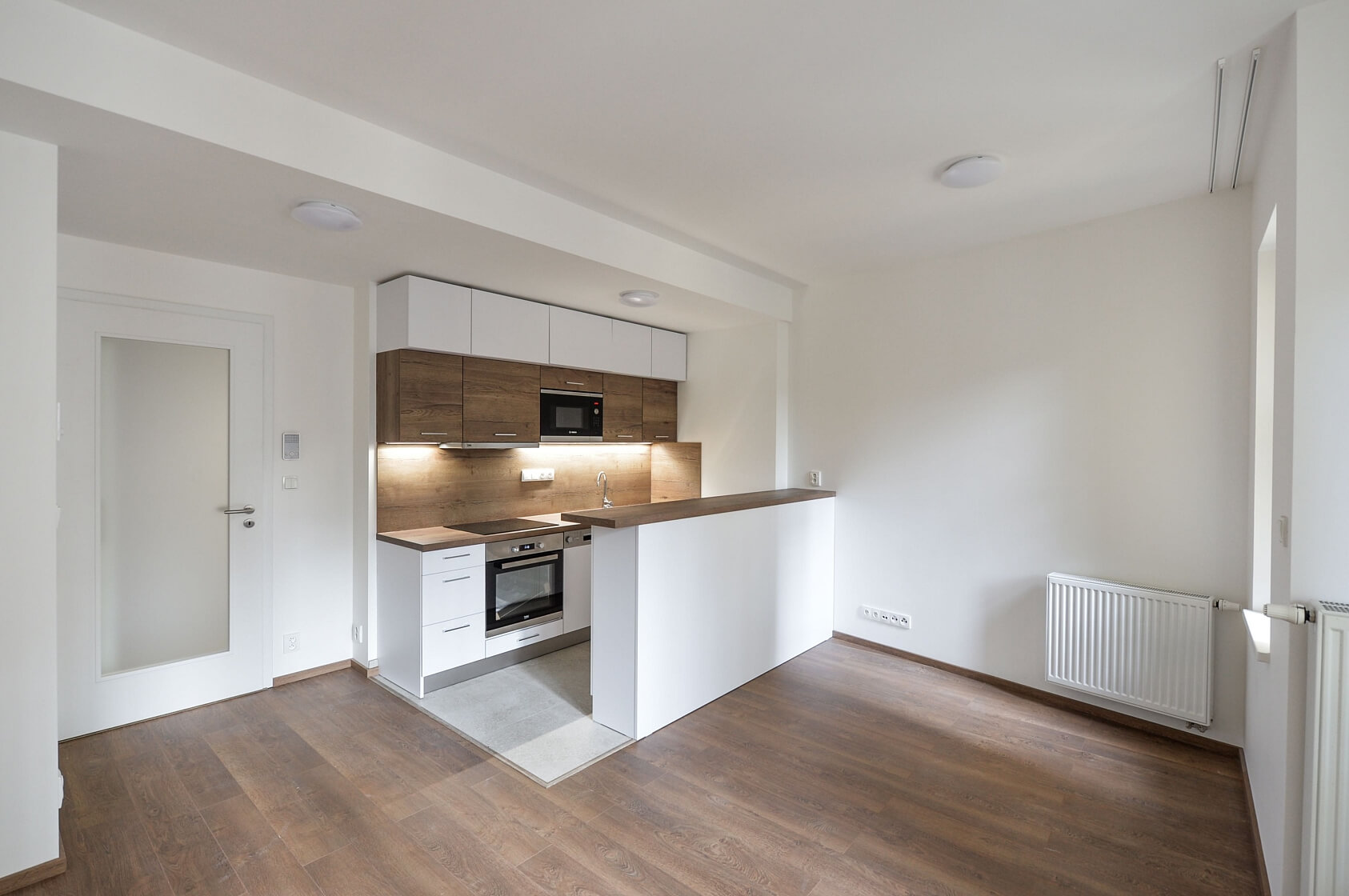 Řipská, Vinohrady - Praha 3 | Pronájem, Byt 1+kk, 30 m²