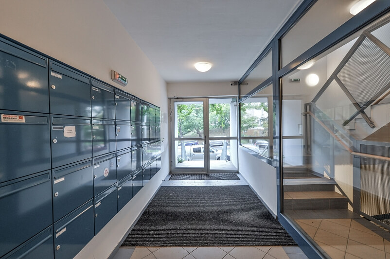 Jeremenkova, Podolí - Praha 4 | Pronájem, Byt 2+kk, 65 m²