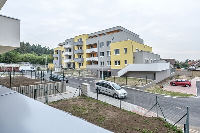 Dubeckého, Dubeč - Praha 10 | Pronájem, Byt 2+kk, 63 m²