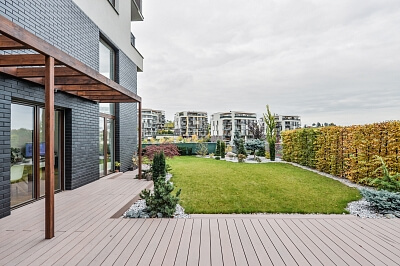 Učňovská, Hrdlořezy - Praha 9 | Prodej, Byt 4+kk, 150 m²