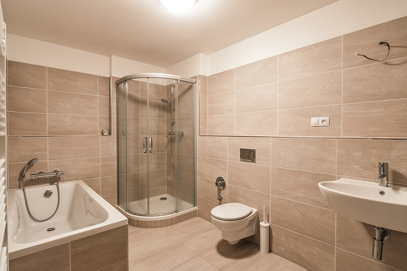 Učňovská, Hrdlořezy - Prague 9 | Sale, Apartment Three-bedroom (4+kk), 150 m²