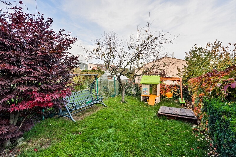 Na Výhledu, Hostivice - Praha-západ | Sale, House Two-bedroom (3+kk), 86 m²