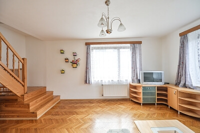 Na Větrově, Lhotka - Praha 4 | Pronájem, Byt 3+1, 85 m²