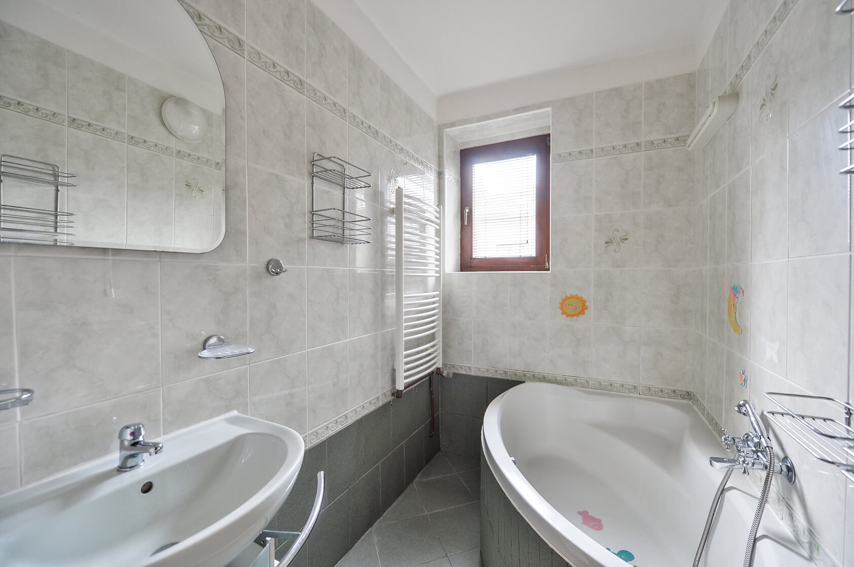 Na Větrově, Lhotka - Praha 4 | Pronájem, Byt 3+1, 85 m²