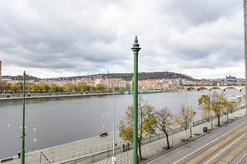 Rašínovo nábřeží, Nové Město - Praha 2 | Pronájem, Byt 3+1, 104 m²