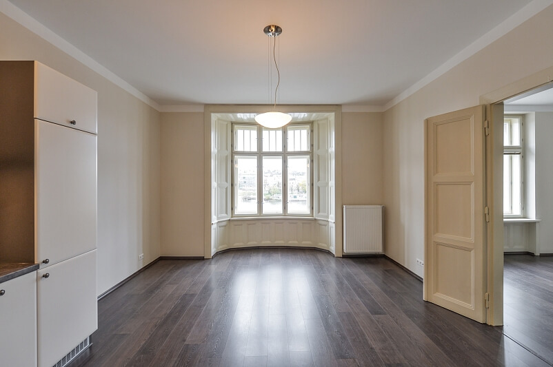 Rašínovo nábřeží, Nové Město - Prague 2 | Rent, Apartment Two-bedroom (3+1), 104 m²
