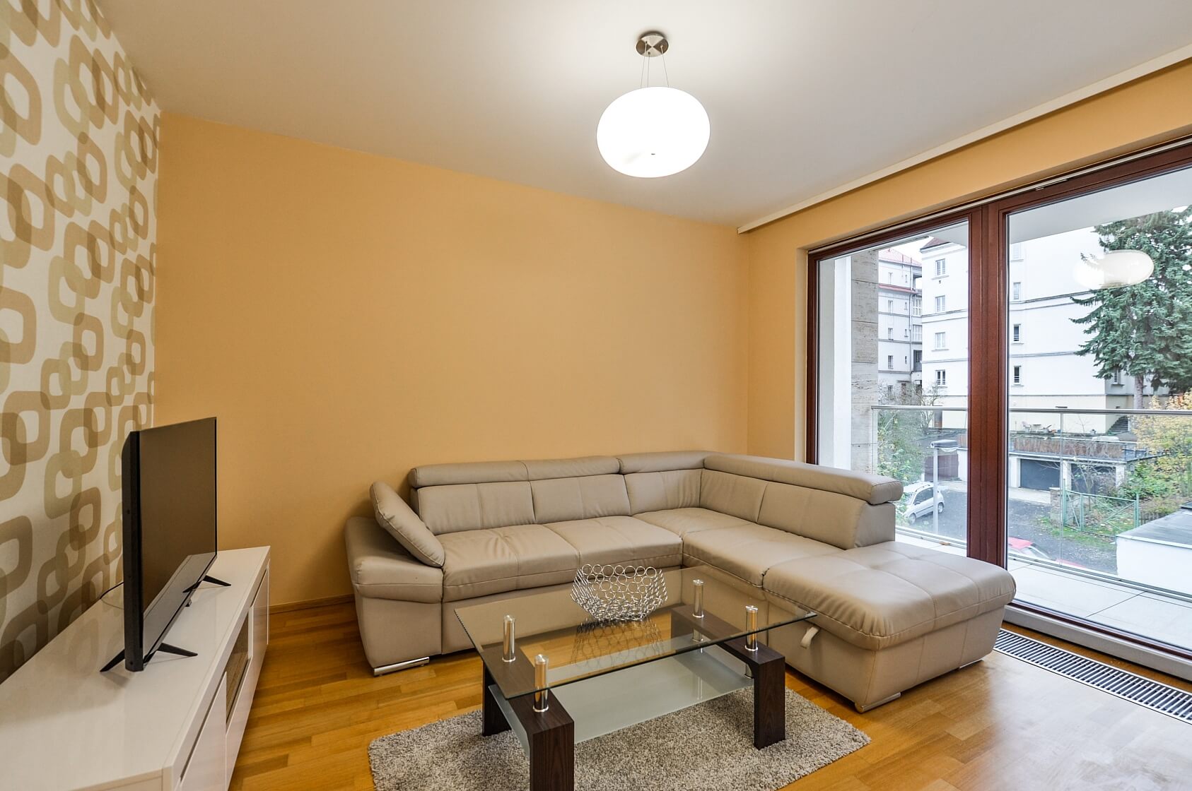 U Nikolajky, Smíchov - Prague 5 | Rent, Apartment One-bedroom (2+kk), 82 m²
